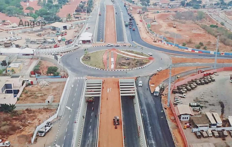 Viata aérea do nó rodoviário de Talatona