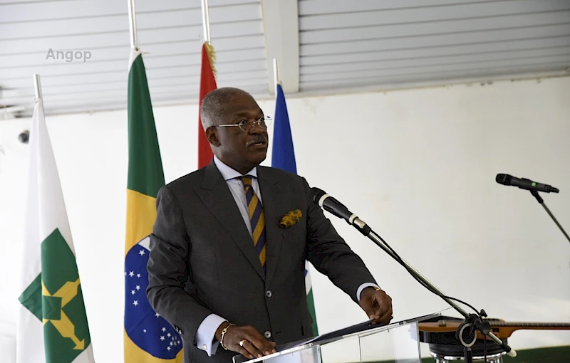 Embajador de Angola en Brasil, Florêncio de Almeida