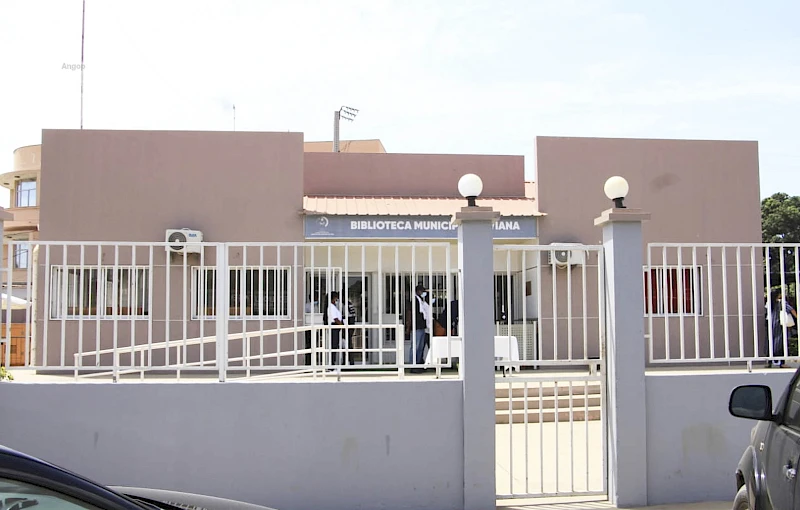 Vue de la bibliothèque municipale de Viana