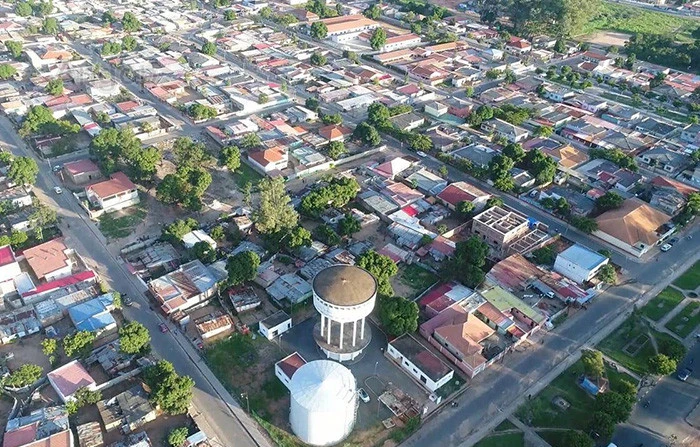 Moxico: Arredores da Cidade do Luena