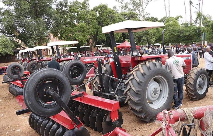 Meios mecanizados para Agricultura entregue aos ex-militares