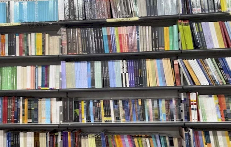 Livros em Livrária