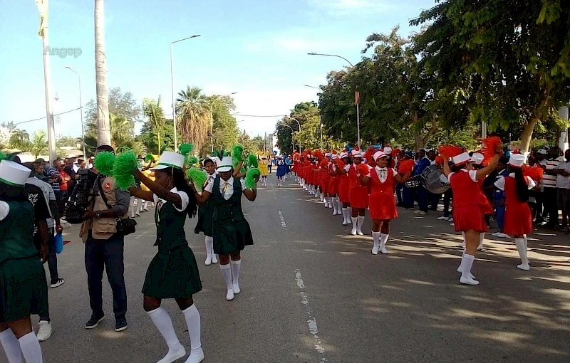 Desfile das Majoretes na cidade de Benguela