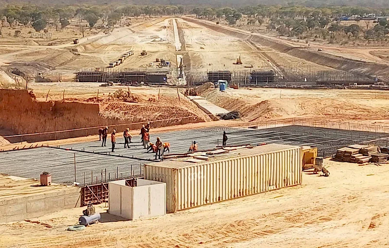 Obras de construção das Barragens de Calucuve e Ndué