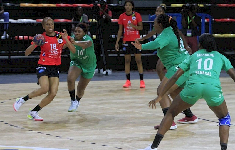 Angola and Senegal facing in pre-olympic