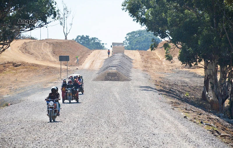 Obras na Estrada Nacional 105