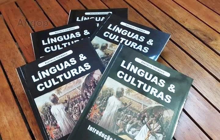 Lançamento da obra literária do Padre Bonifácio Tchimboto, "LÍNGUAS & CULTURAS"