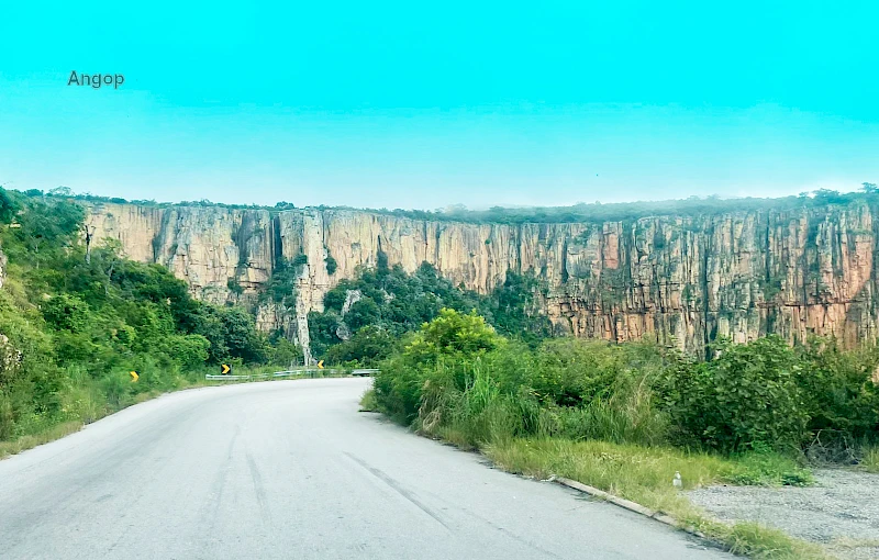 Escarpas da Serra da Leba