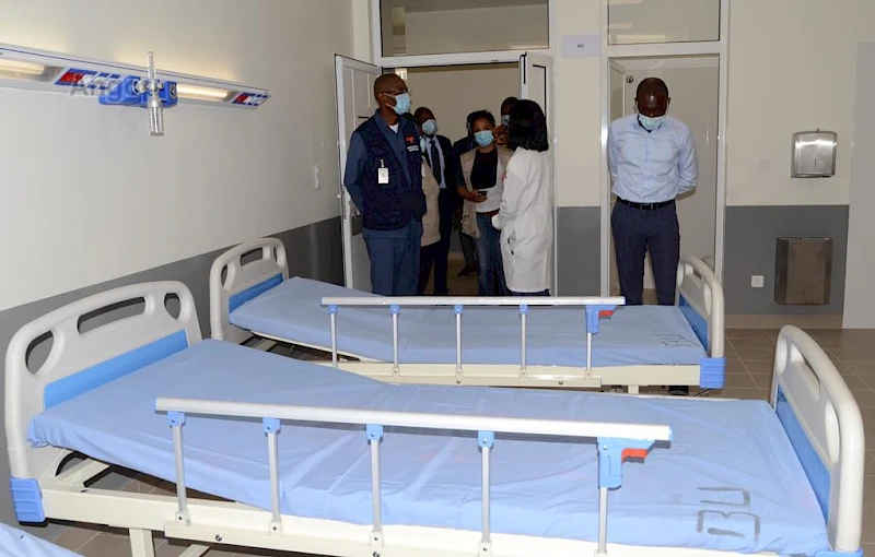 Huila:  Camas no interior do Hospital Central do Lubango