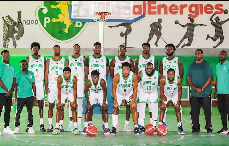 Equipa de basquetebol do Sporting de Luanda