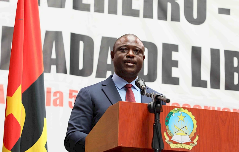 Governador da província do Huambo, Pereira Alfredo, discursa no acto de 4 de Fevereiro