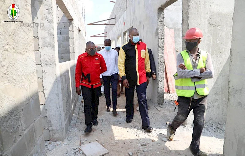 Primeiro secretário provincial do MPLA, Bento Bento, efectua visita de constatação as obras do partido em Viana