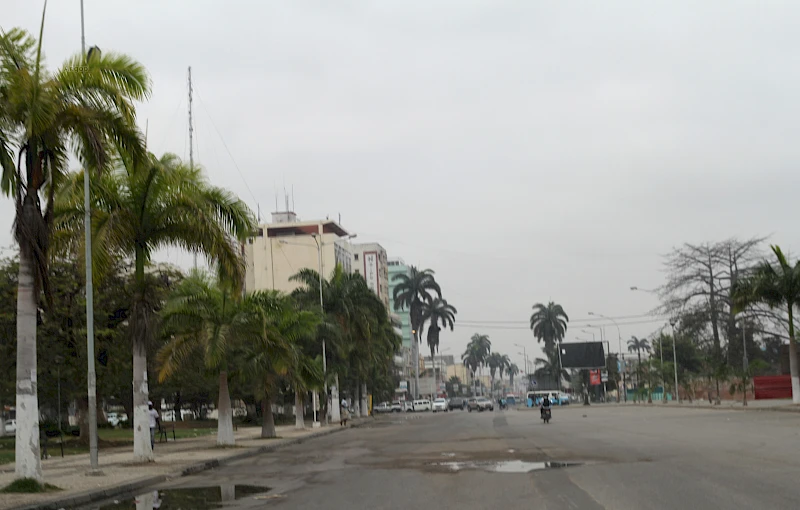 Uma das artérias da cidade de Benguela