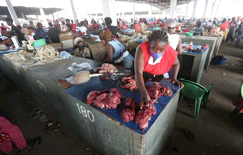 Mercado do 30, província de Luanda