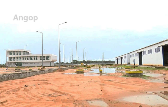 A logistical Platform in Soyo, Zaire Province