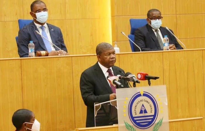 João Lourenço discursa na Assembleia Nacional de Cabo Verde