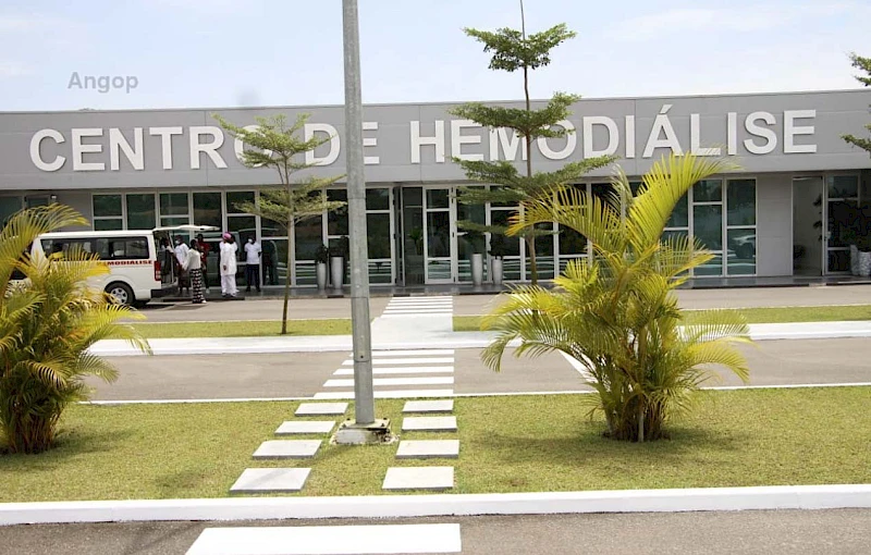 Edifício do Centro de Hemodiálise de Cabinda